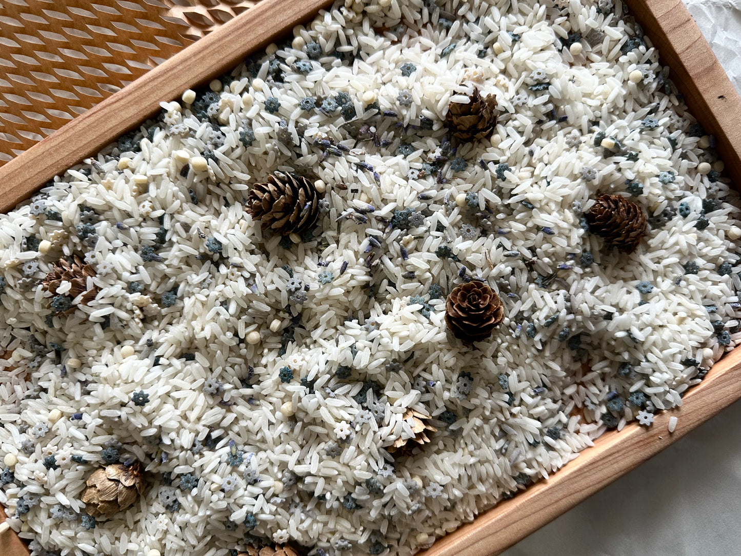 Winter woodland sensory mix