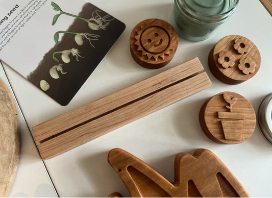 Montessori CARD TRAY stand