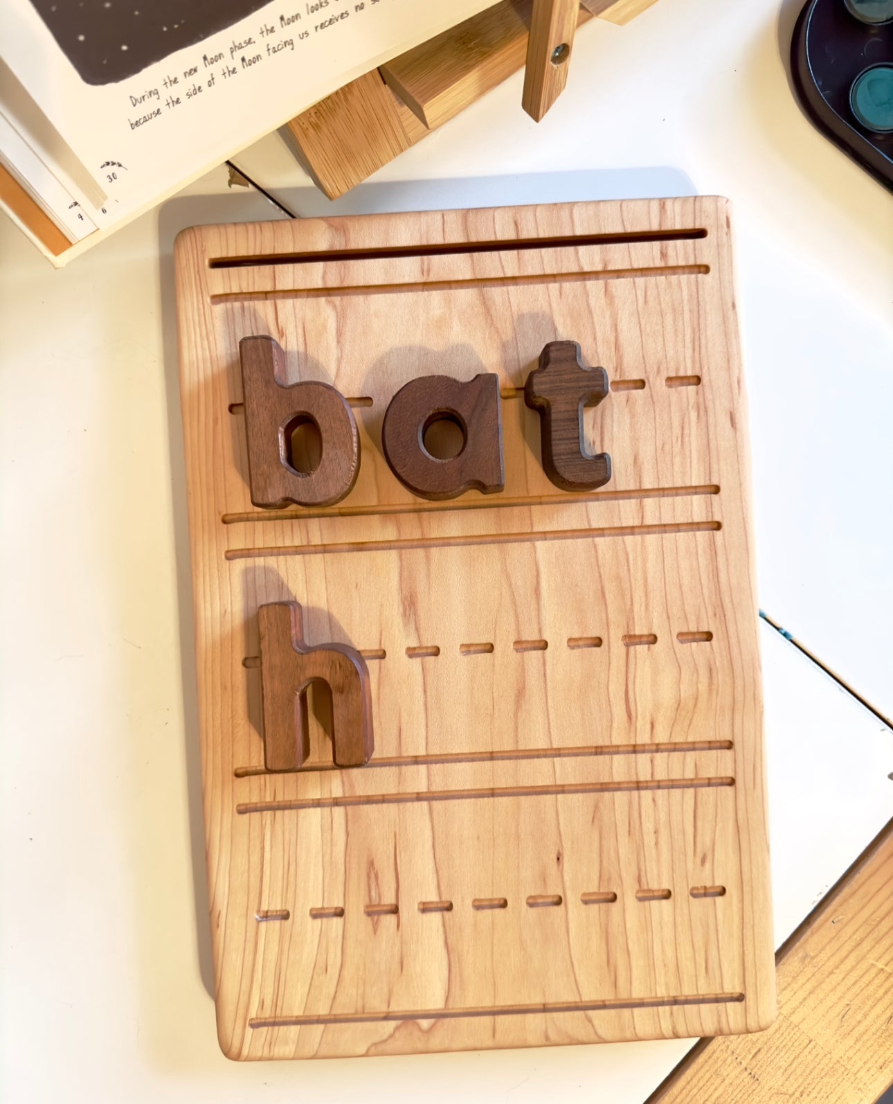 Spelling activity card tray