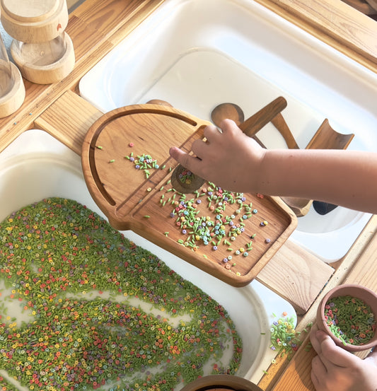 Sand bucket - Garden pail sensory tray