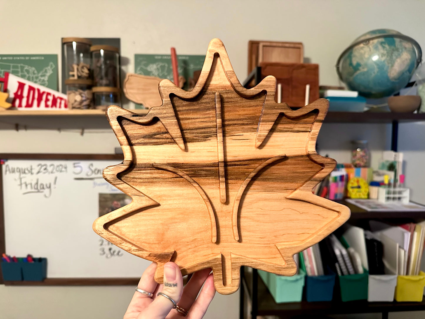 MAPLE LEAF maple wood sensory tray